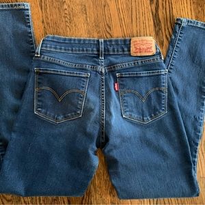 Levi 711 - size 25 skinny jeans